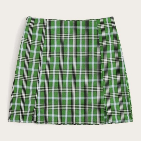 Green plaid mini zip up skirt - Picture 1 of 3